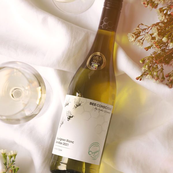 BeeConscious-vin-table